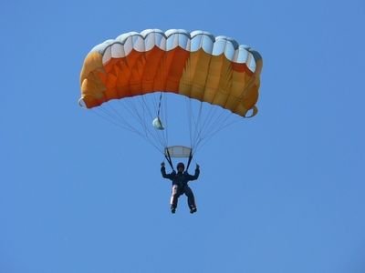 В День ВДВ в Уфе организуют шоу парашютистов