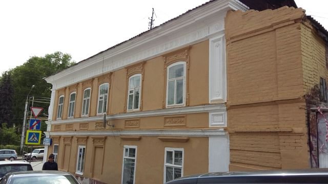 В Уфе ремонтируют дома по улице Коммунистической