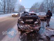 В массовой аварии в Уфе столкнулись четыре автомобиля