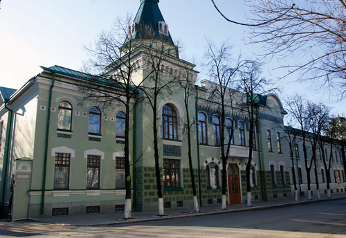 Национальный музей Башкирии организует бесплатные экскурсии по залам для пожилых людей