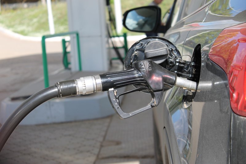 В Башкирии несколько автозаправок оштрафовали за продажу некачественного топлива