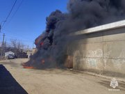 В Башкирии загорелся автосервис